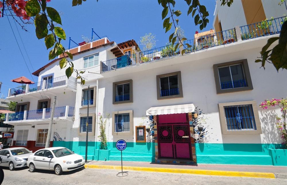 Villa Mercedes Petit Hotel-Adults Only Пуерто Валярта Екстериор снимка