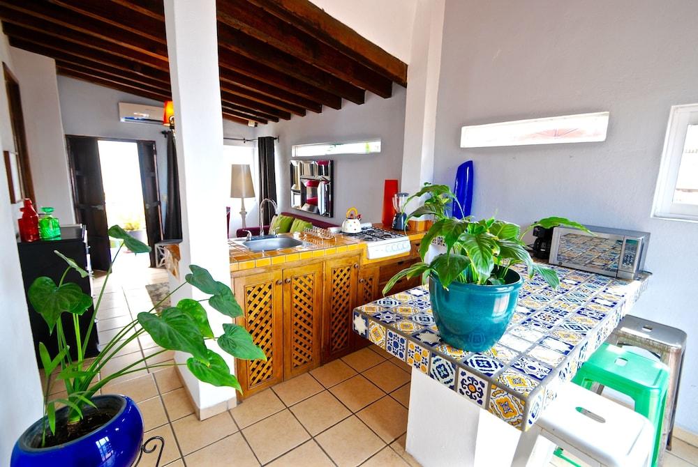 Villa Mercedes Petit Hotel-Adults Only Пуерто Валярта Екстериор снимка
